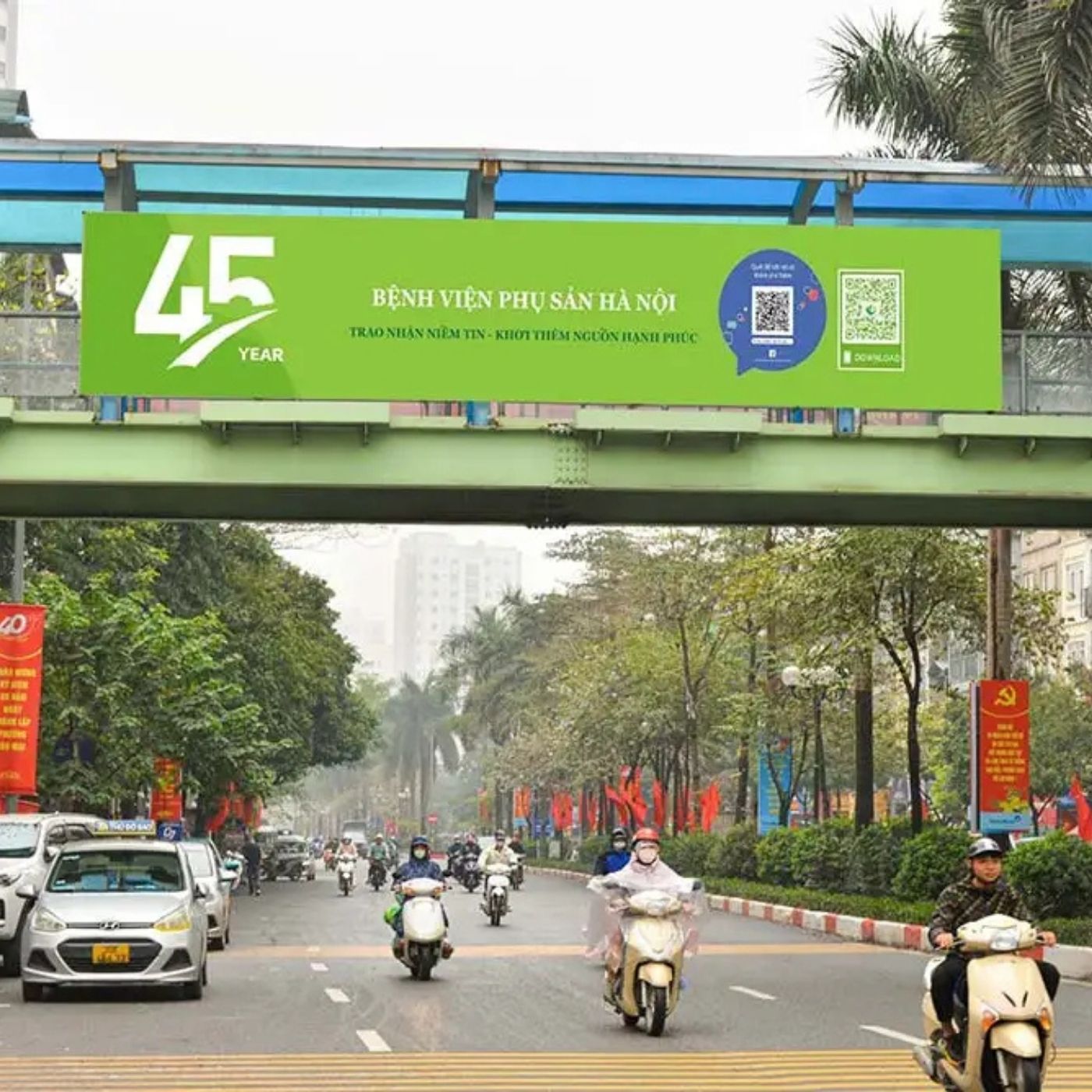 share booking quang cao ngoai troi.jpg